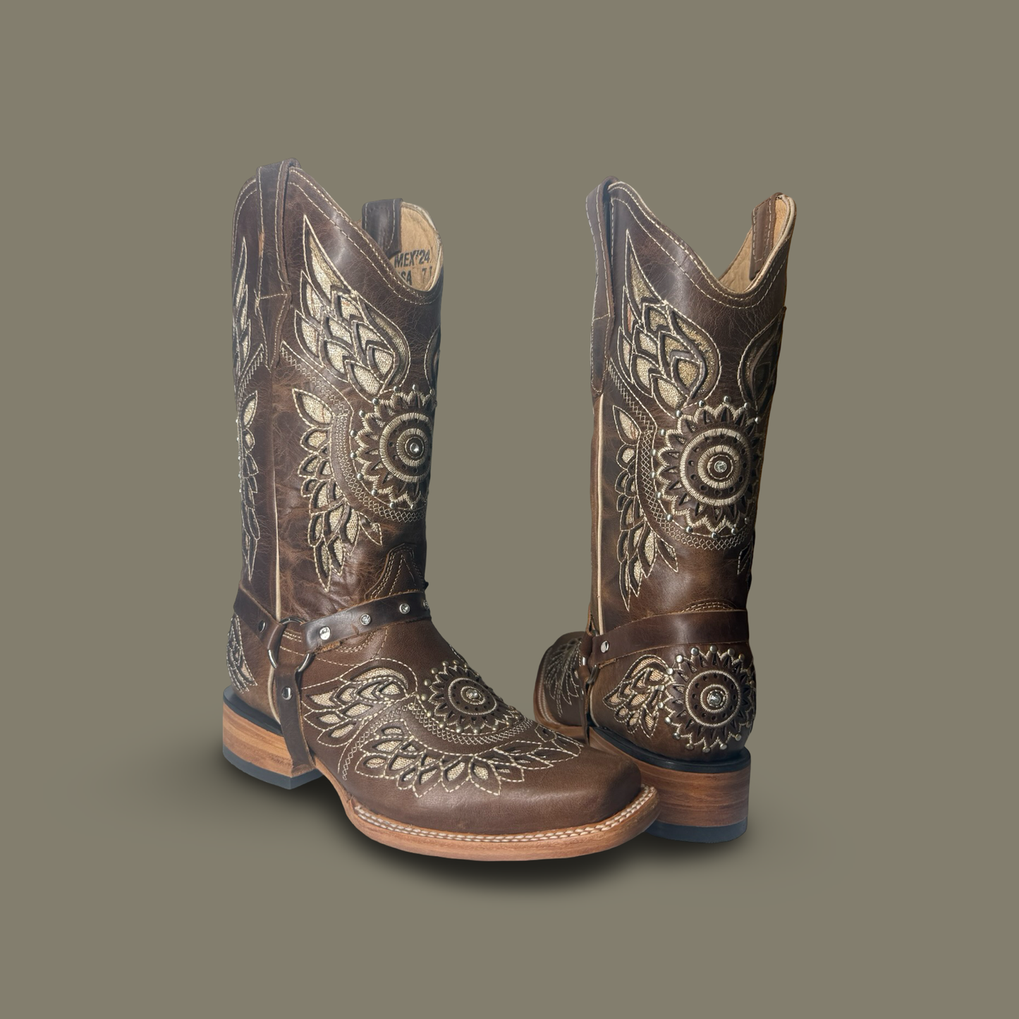 Cowgirl Boots – Elegant Laser Engraved Wings