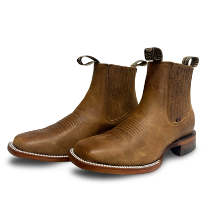 Becerro Rodeo-Style Brown Ankle Boots